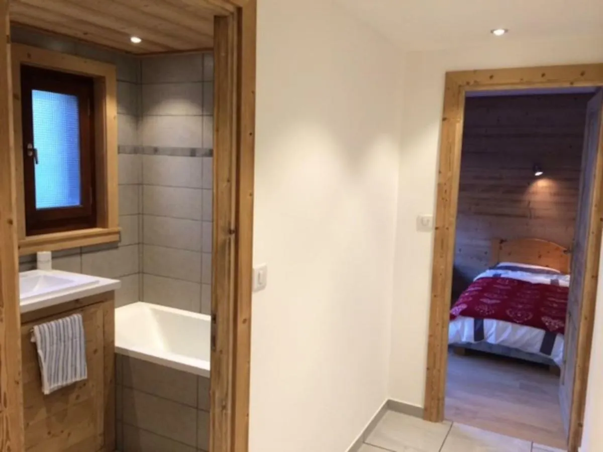 Luxury Apartment, 350M To Ski Lift, South Facing, Close To Town Centre Morzine 0*,  France