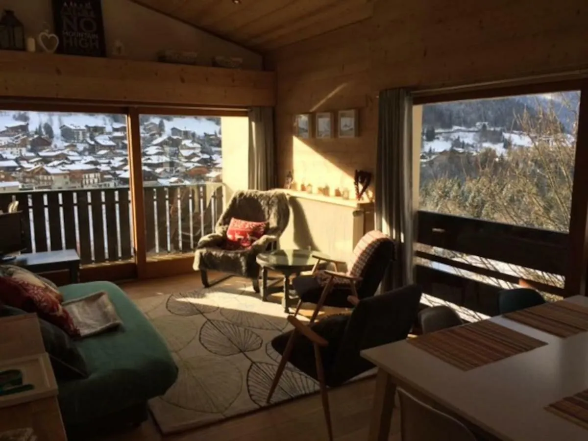 Luxury Apartment, 350M To Ski Lift, South Facing, Close To Town Centre モルジヌ 0*,  フランス